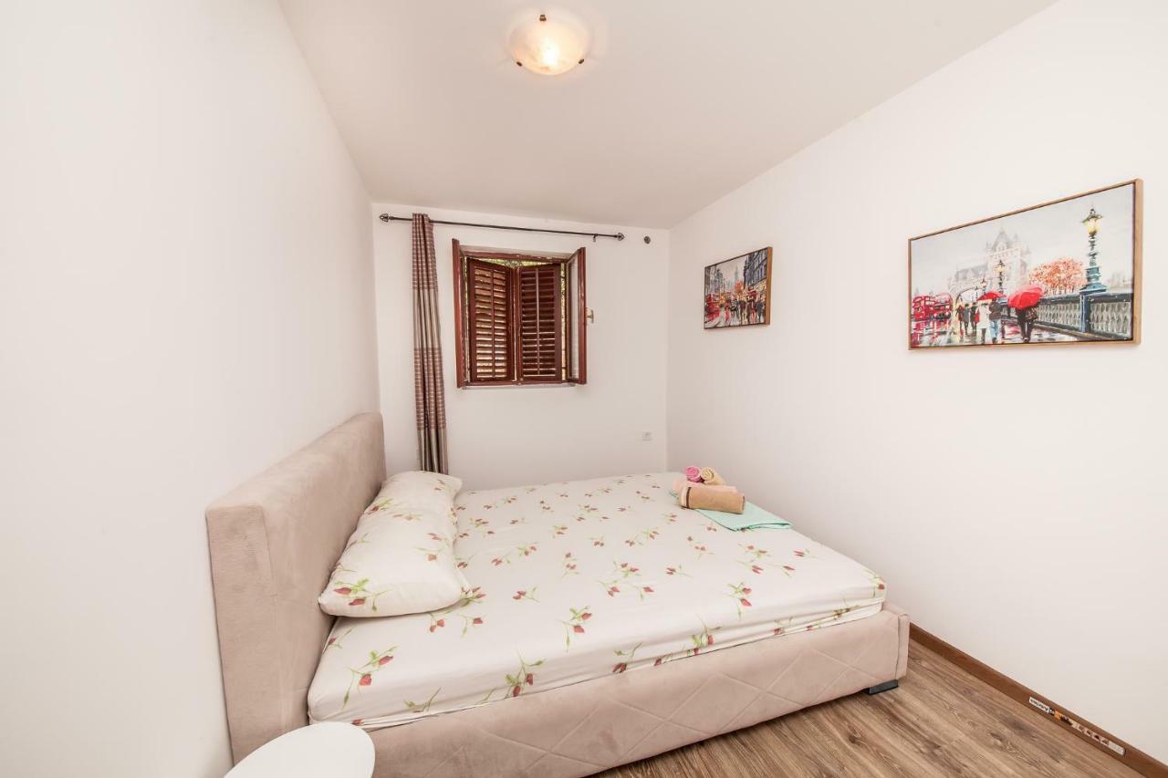 Alex Guesthouse Котор Экстерьер фото